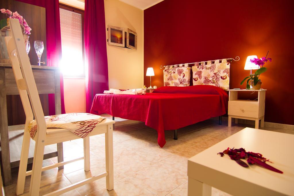B&B Tifeo Villafranca Tirrena Bagian luar foto