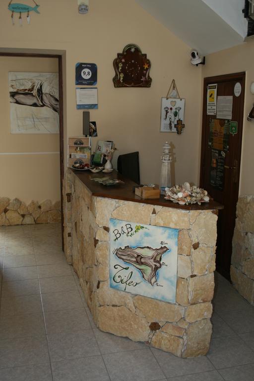 B&B Tifeo Villafranca Tirrena Bagian luar foto